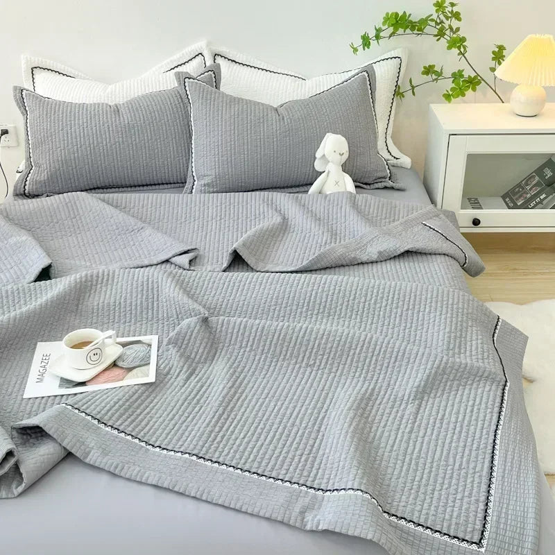 The Amara | French Style Yarn Quilted Duvet Set