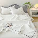 The Amara | French Style Yarn Quilted Duvet Set
