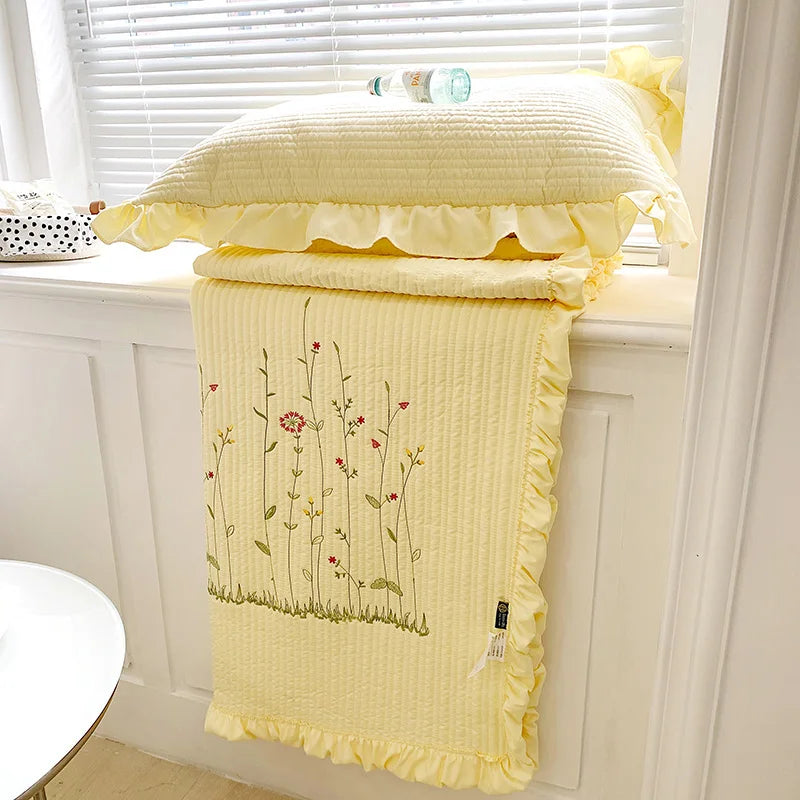 The Aurelia | Fresh Flower Embroidered Blanket Quilt Duvet Set